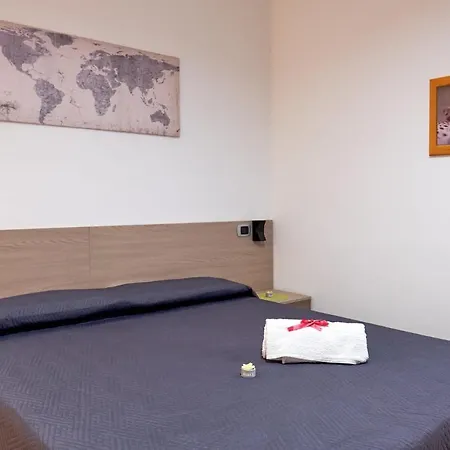 Bouganville House - 3* Triparni