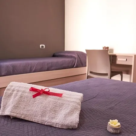 Bed and breakfast Bouganville House - Triparni