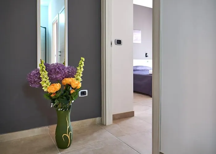 Bouganville House - 3* Triparni