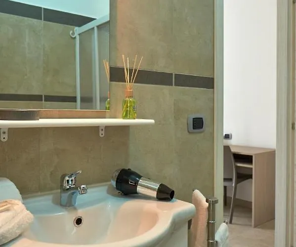 Bouganville House - 住宿加早餐酒店