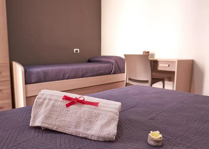 住宿加早餐酒店 Bouganville House - Triparni